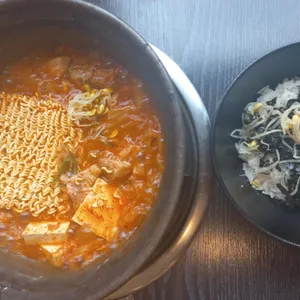 듬박이찌개 사진