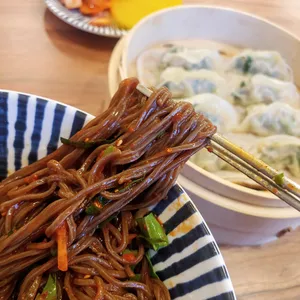 두손모밀 사진