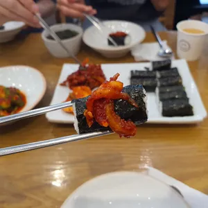 미가 들깨수제비 충무김밥 사진
