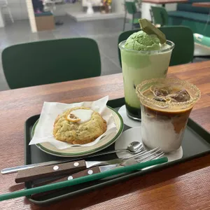 리띵커피 사진