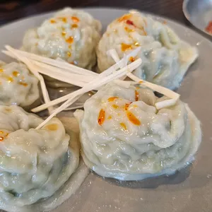 평이담백뼈칼국수 사진