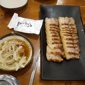 가장맛있는족발 사진