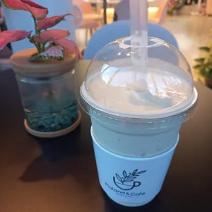 플라랜드앤카페 사진