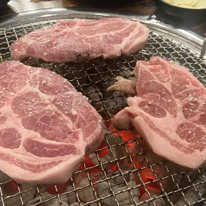 청담동 돼지갈비 생목살 사진