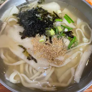 전통칼국수생아구찜 사진