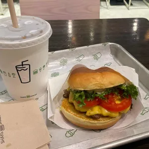 쉐이크쉑 사진