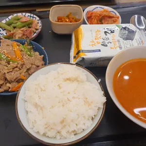 집밥저장소 사진