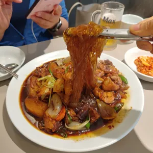 쎄리네찜닭 사진