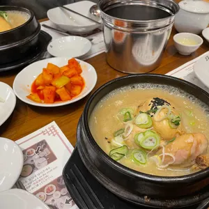 고봉삼계탕 사진
