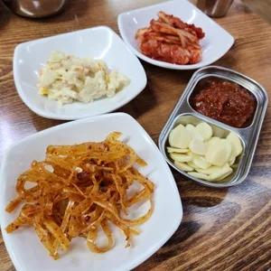 까치기사식당 사진
