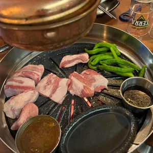 김이정 숯불구이 사진