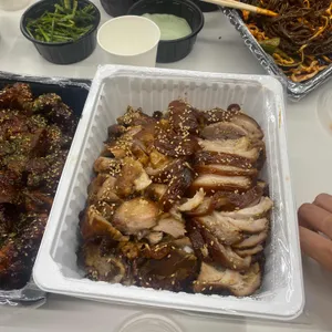 더맛있는족발보쌈 사진 2