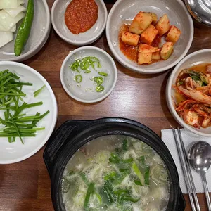 부산돼지국밥 사진