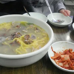 황도바지락칼국수 사진