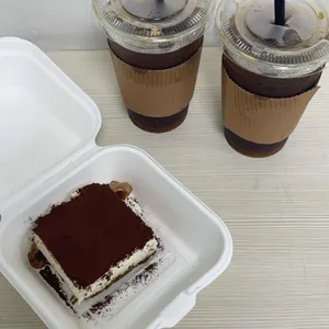 몇몇커피 사진