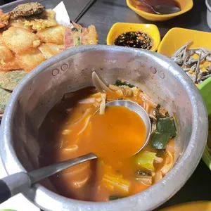 뒤집어봤자전이여 사진