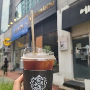 더히든프론트 사진