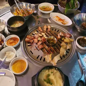 부산댁 사진
