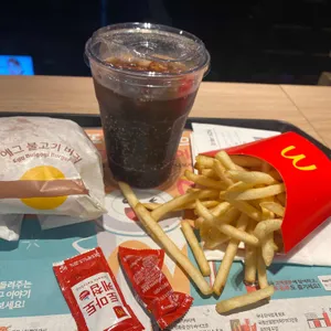 맥도날드 사진