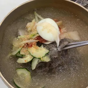 금성냉면 사진