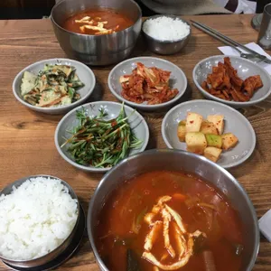동경전통육개장 설곰탕 사진