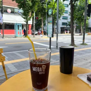 메가커피 사진