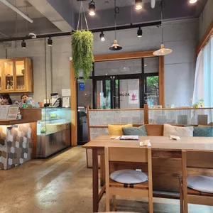 애즈라이크 리뷰 사진