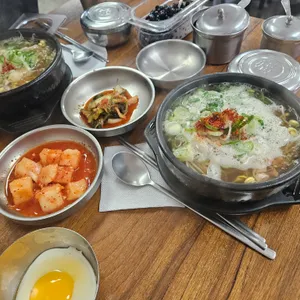 비사벌 전주 콩나물국밥 사진