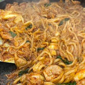 춘천닭갈비막국수 사진