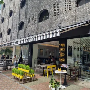 피스트 리뷰 사진