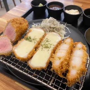 현돈 사진