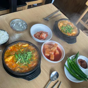 굴세상 사진