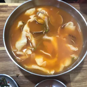 뚝배기보리밥 사진