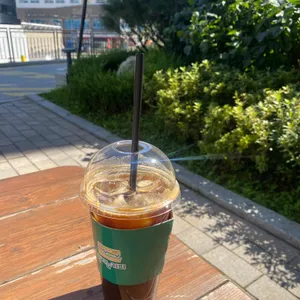 달리는커피 사진