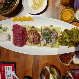 암소육회 사진