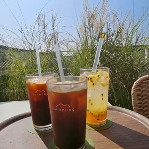 카페 능 사진