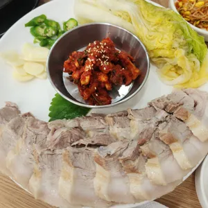 만복원조보쌈칼국수 사진