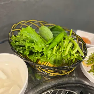 미나리삼겹살 사진