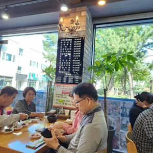 강릉엄지네꼬막집 리뷰 사진