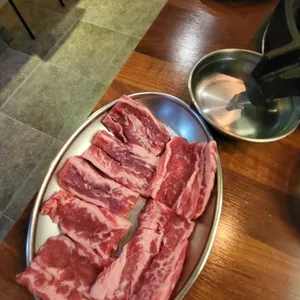 우니꾸 사진