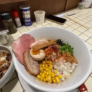 멘타미 사진