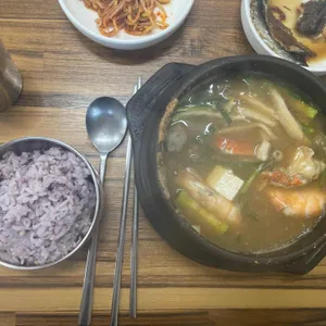 정성듬뿍 제주국 사진