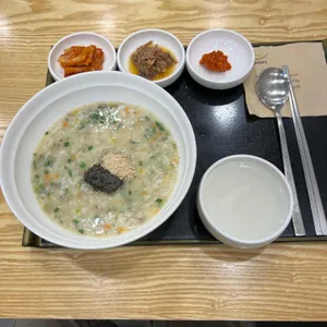 본죽 사진