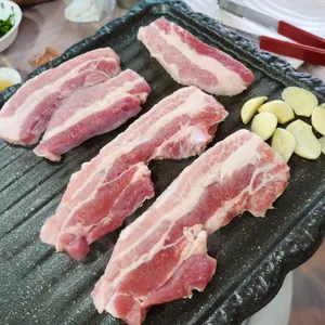 초구똥돼지 사진