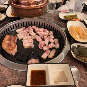 돼지만 사진