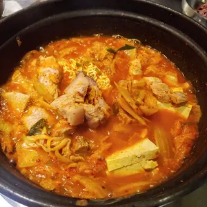 백채김치찌개 사진