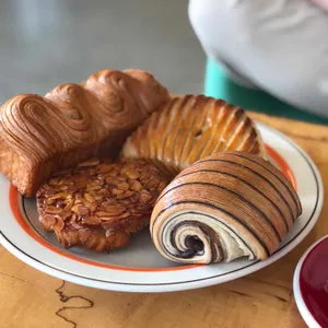 뮈에 리뷰 사진