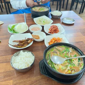 모아원조국밥 사진