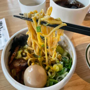 코이라멘 사진