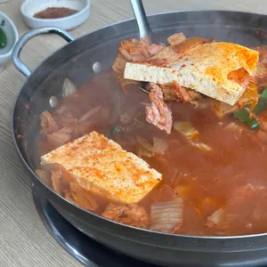 옛날김치돼지찌개 사진